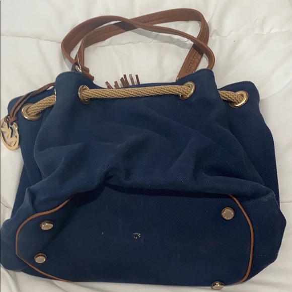 Michael Kors bag - Picture 2 of 3